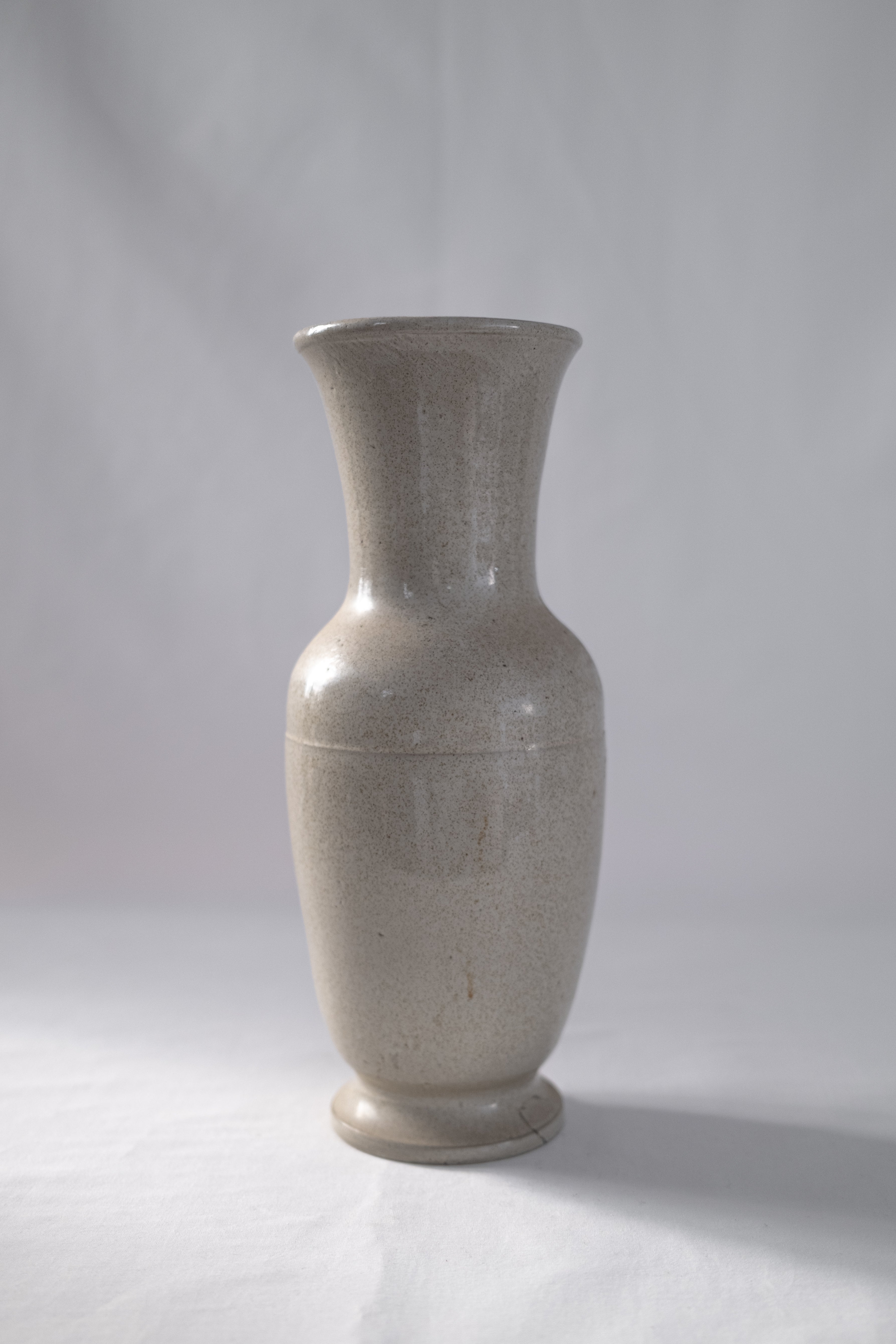 VASE EN CÉRAMIQUE GRIS/BEIGE