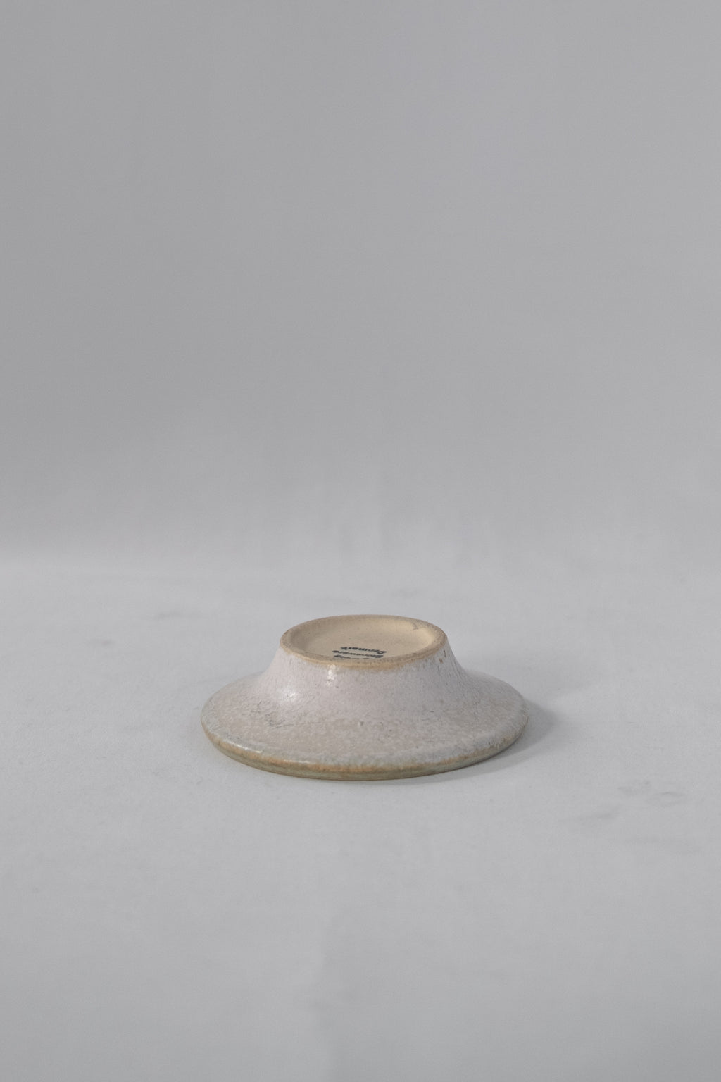 BOUGEOIR EN CÉRAMIQUE BEIGE/VERDATRE