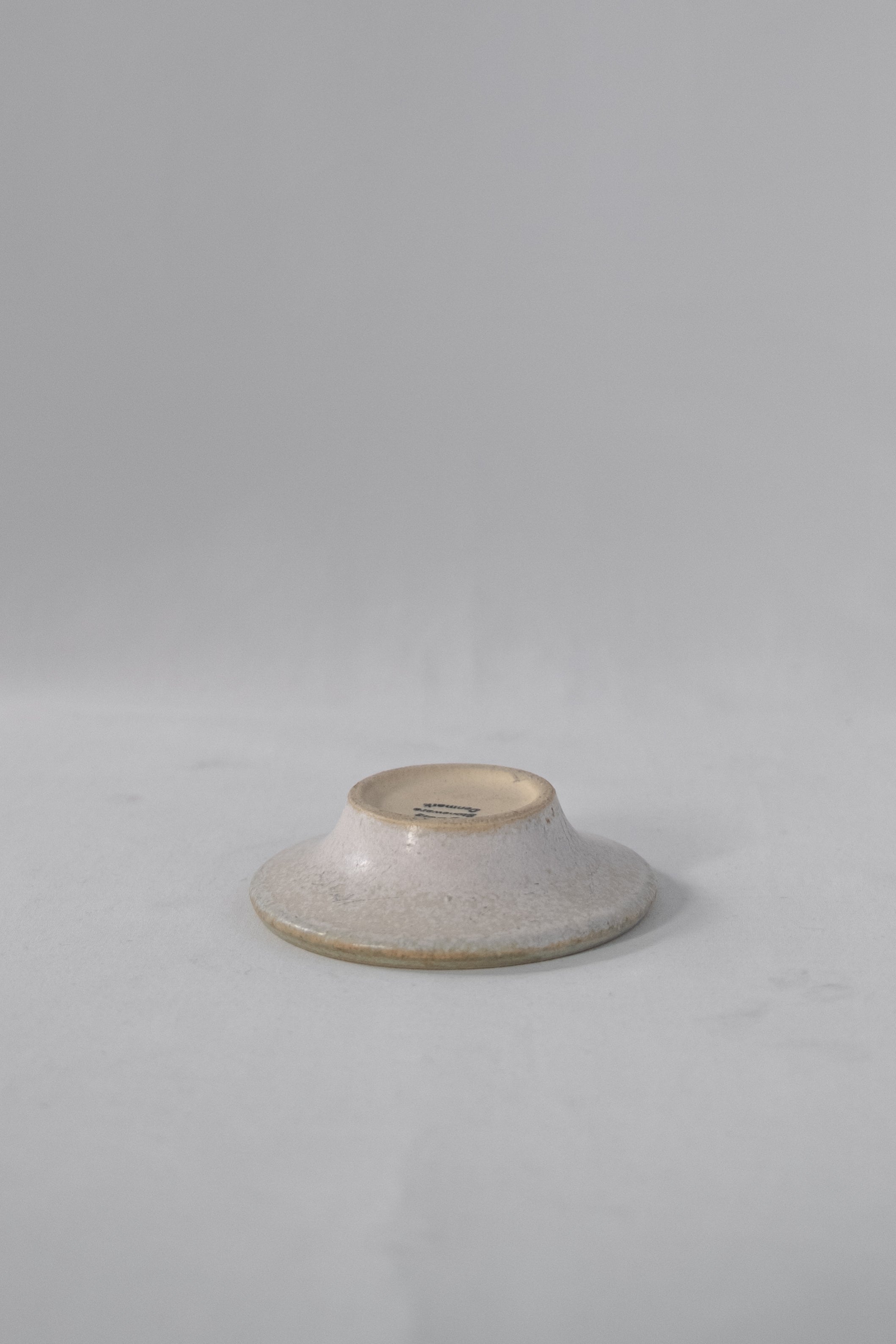 BOUGEOIR EN CÉRAMIQUE BEIGE/VERDATRE