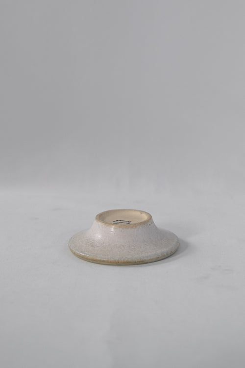 BOUGEOIR EN CÉRAMIQUE BEIGE/VERDATRE