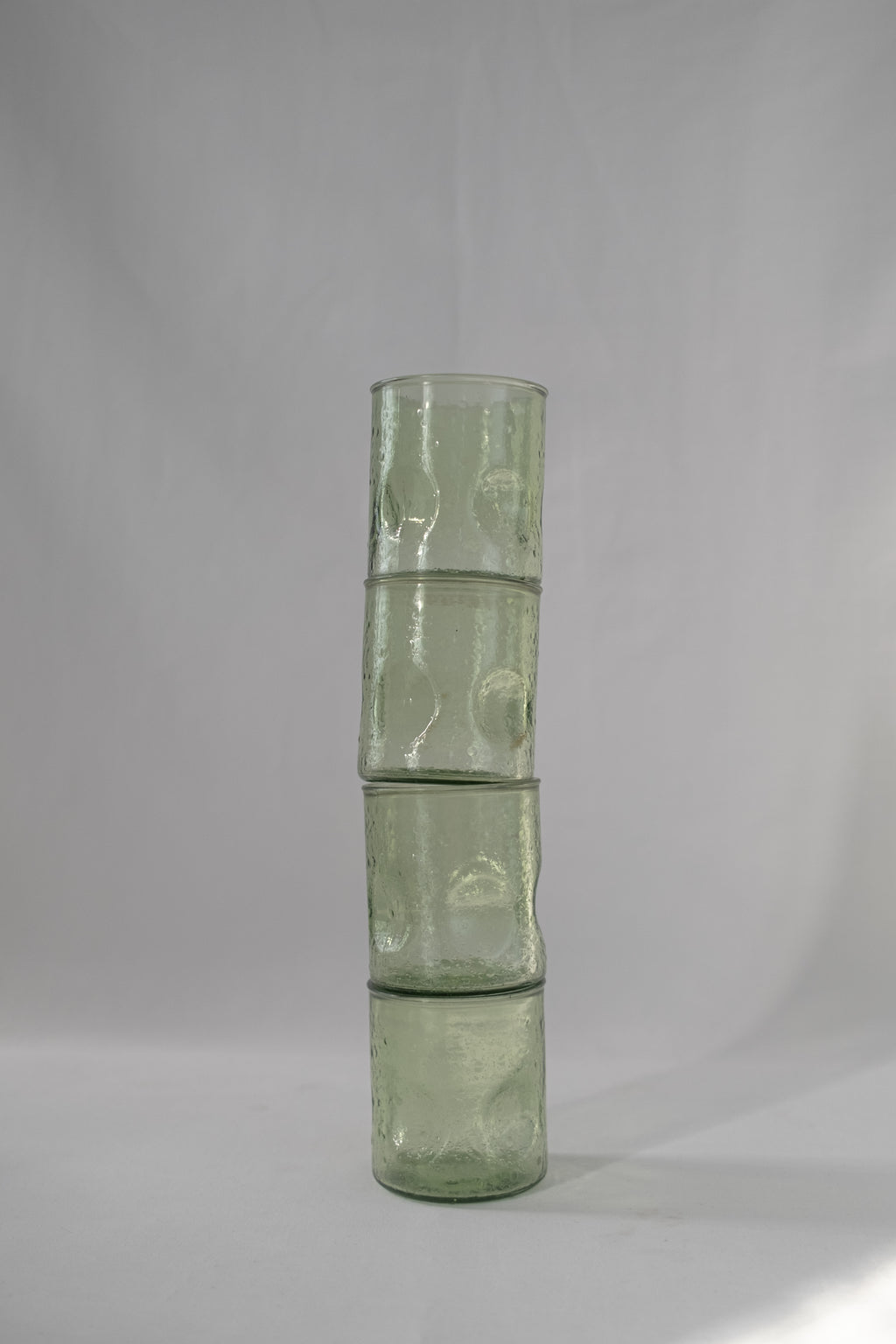 LOT DE 4 VERRES EN VERRE BULLÉS VERT