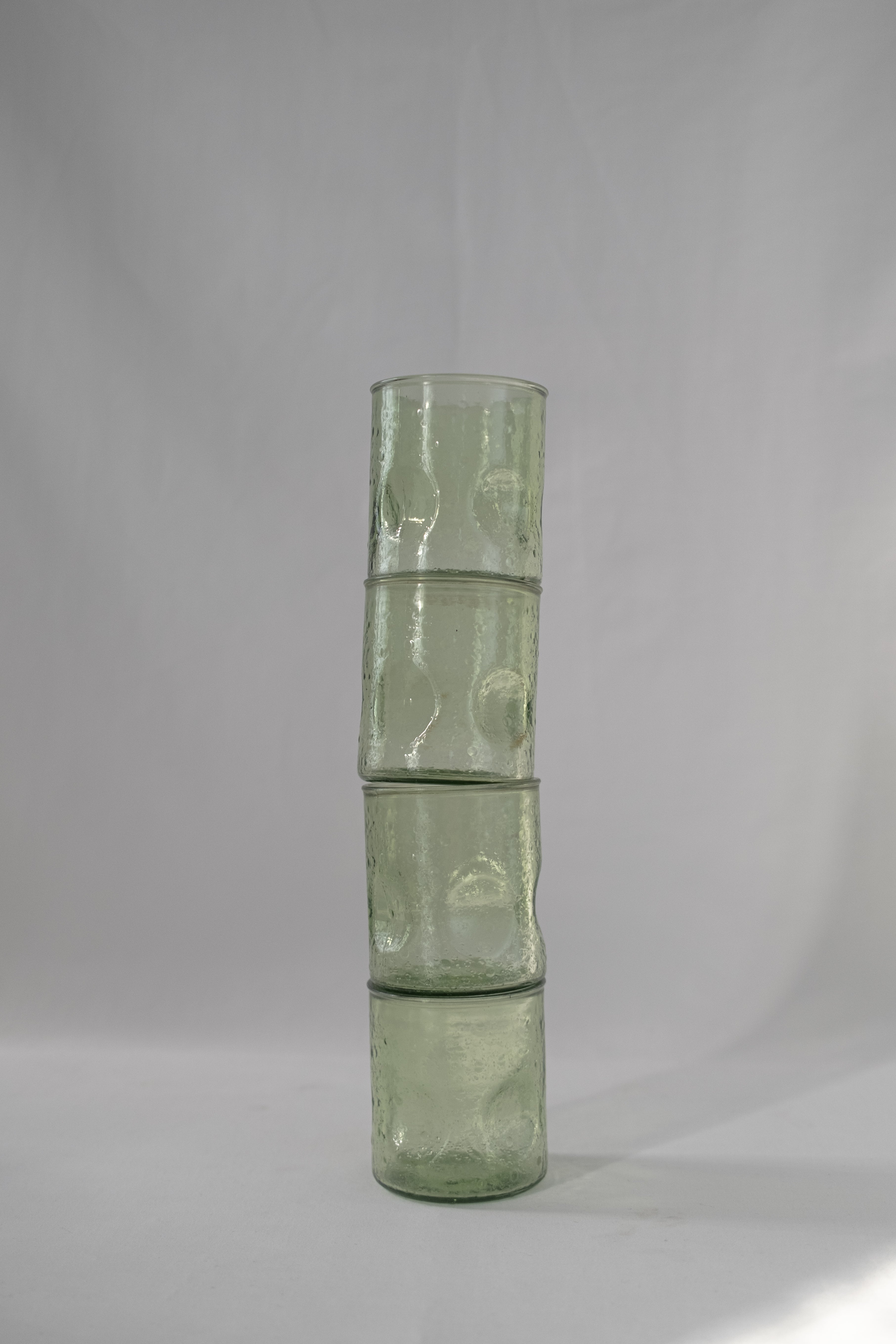 LOT DE 4 VERRES EN VERRE BULLÉS VERT