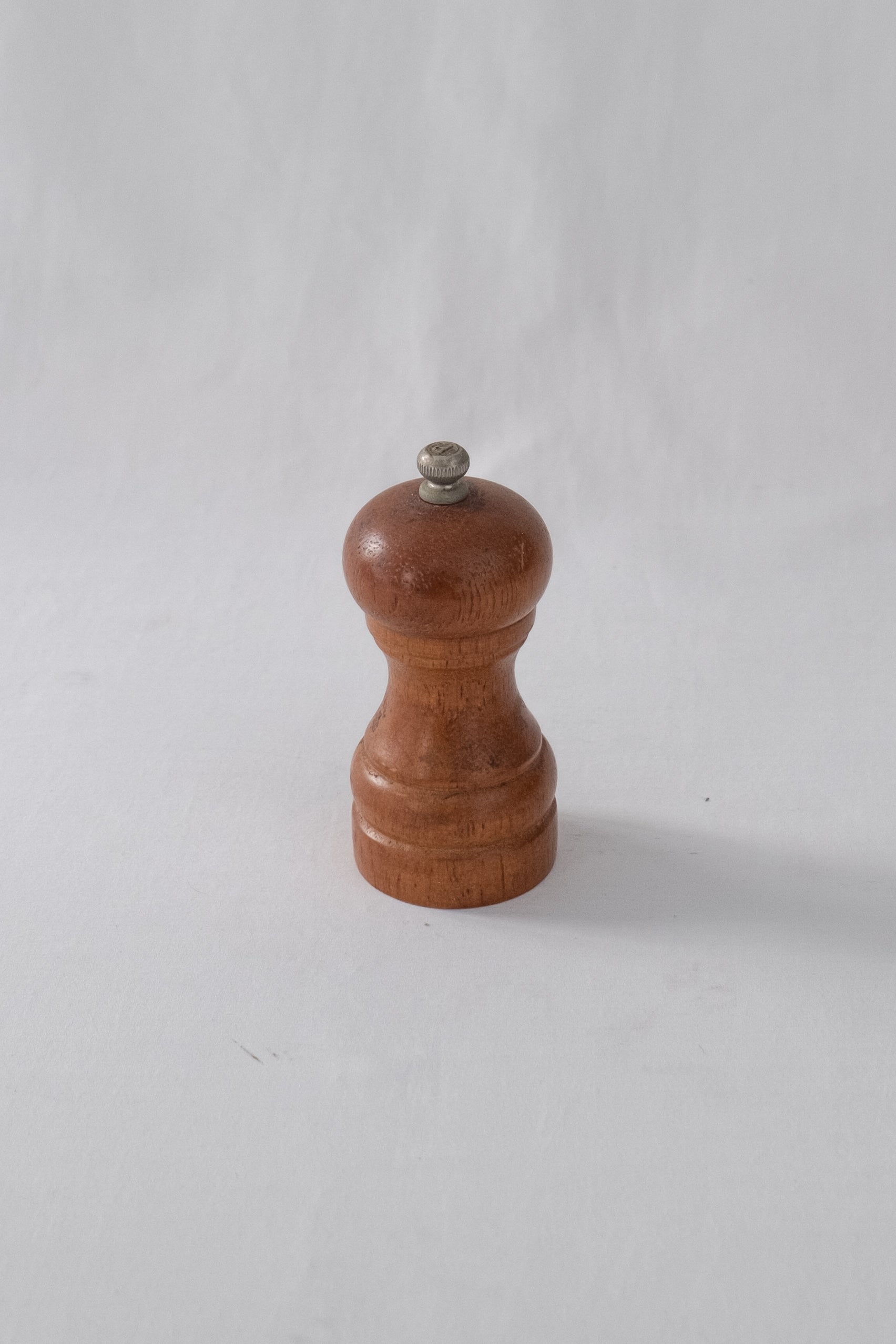 POIVRIER PEUGEOT EN BOIS