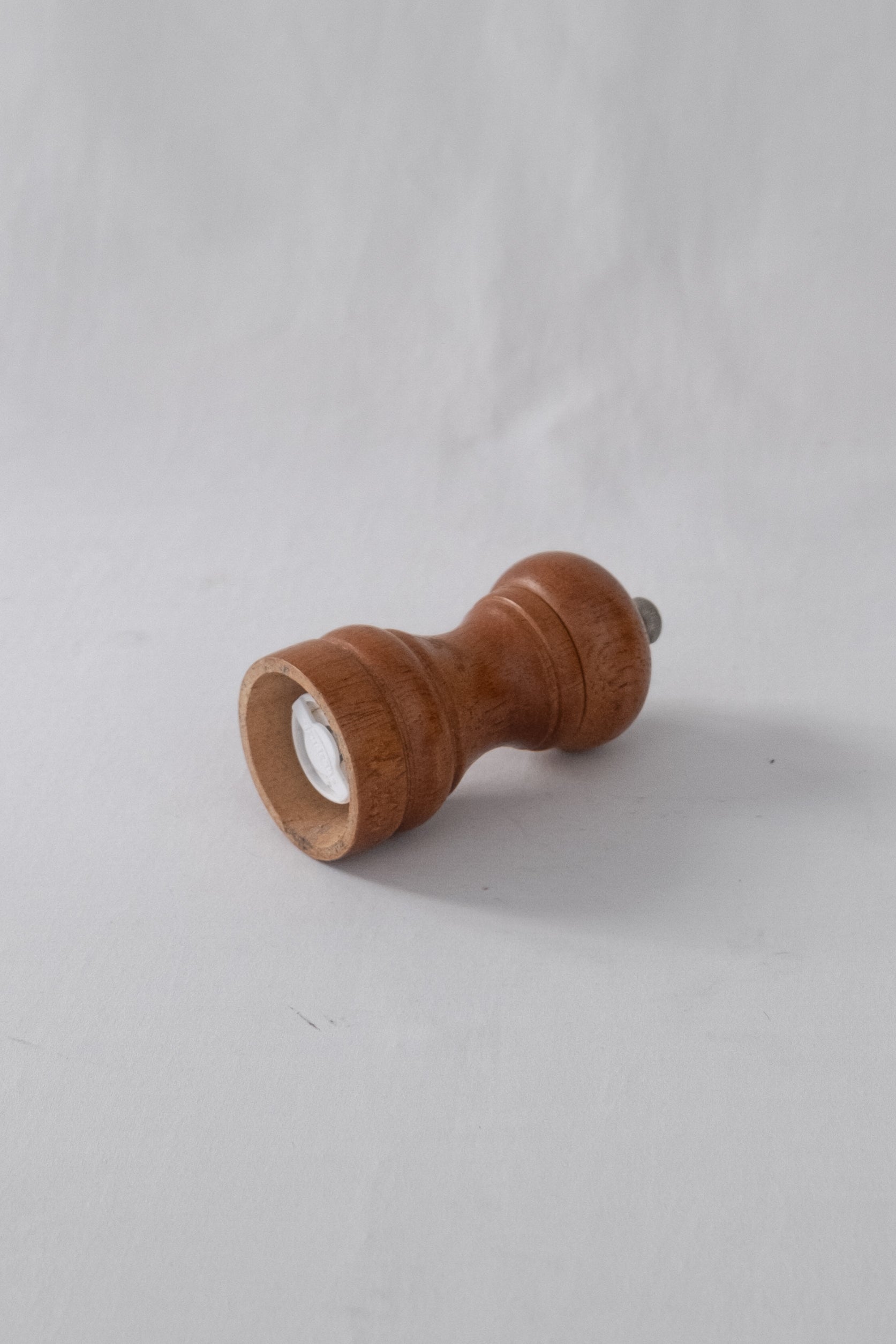POIVRIER PEUGEOT EN BOIS
