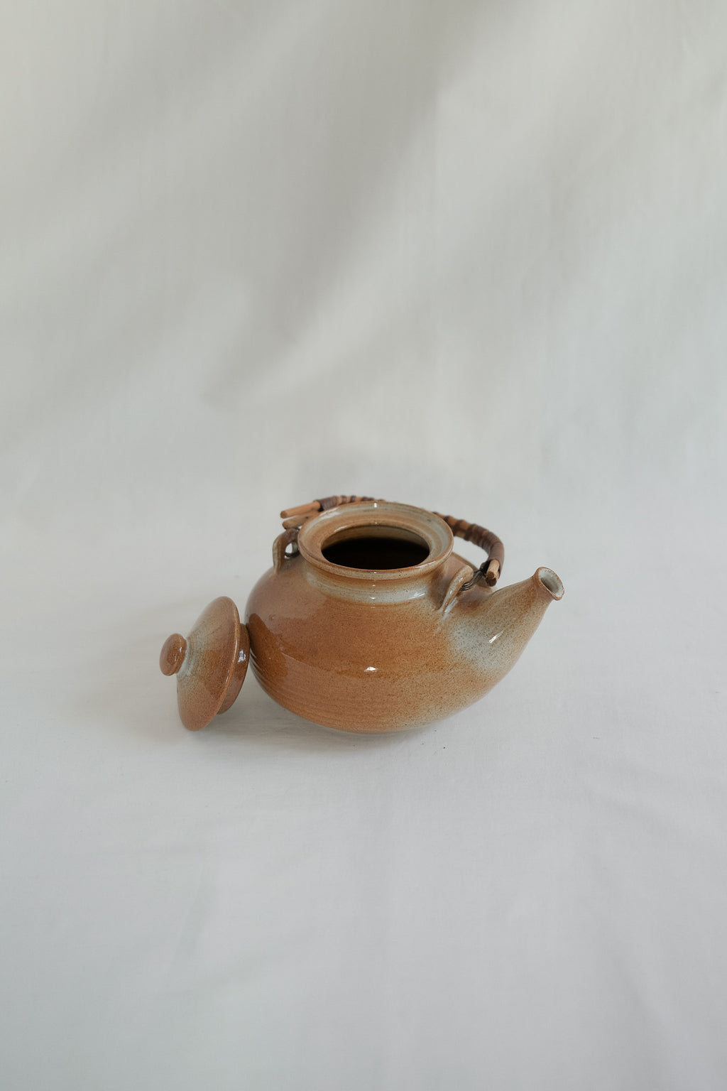 THÉIÈRE EN CÉRAMIQUE BRUN/BEIGE