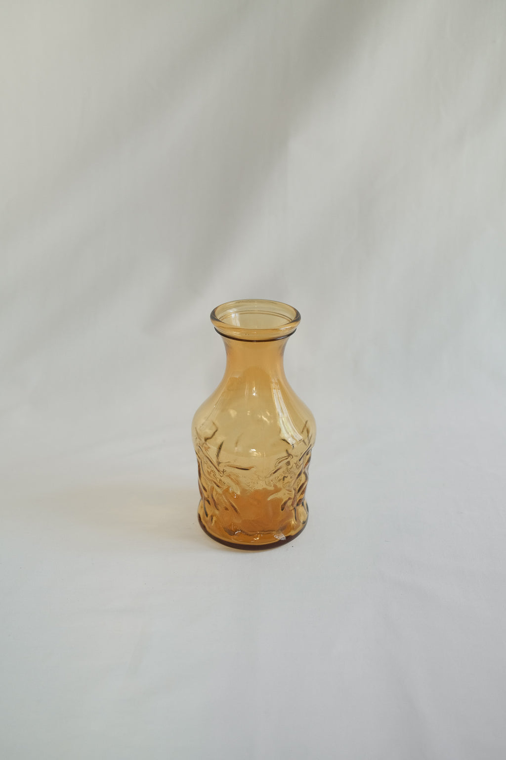 VASE EN VERRE ORANGÉ