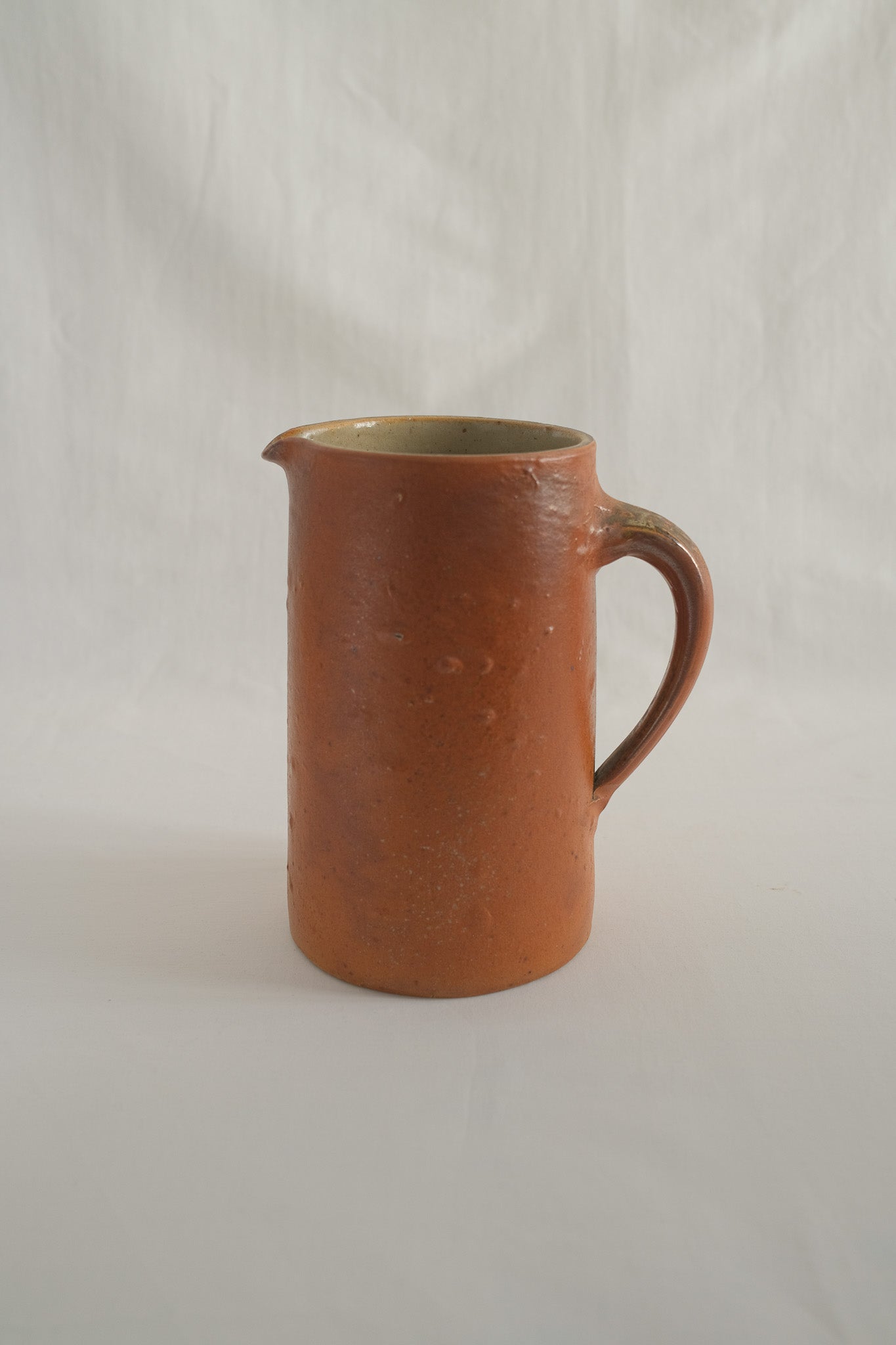 CARAFE EN GRÈS BRUN