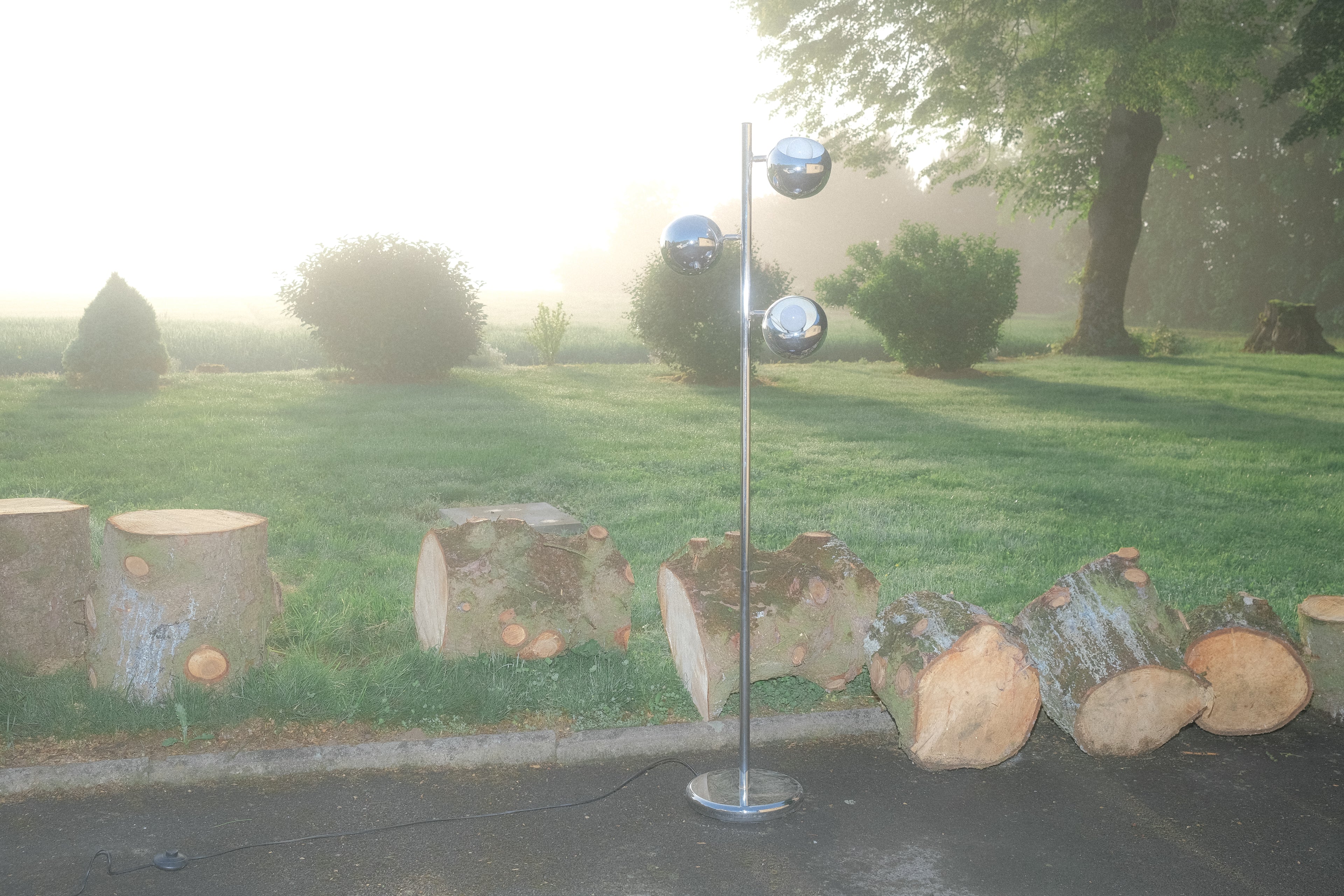 LAMPADAIRE EN MÉTAL CHROMÉ EYEBALL