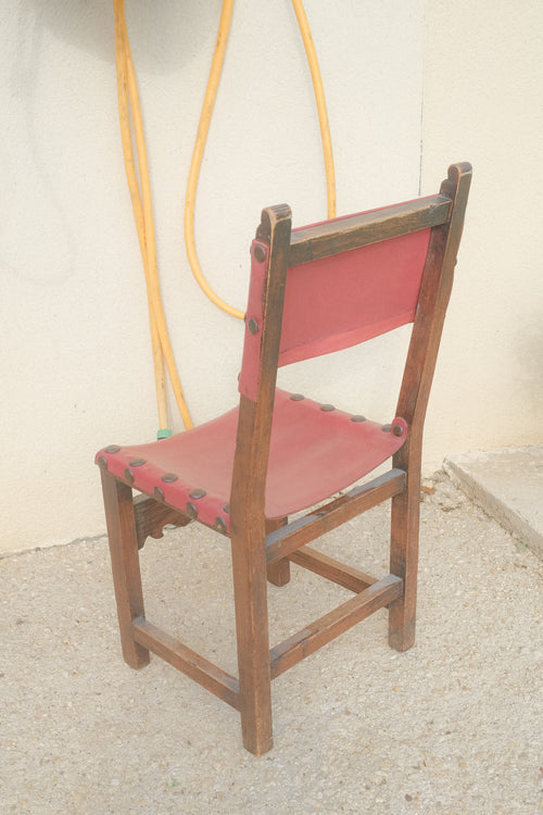 CHAISE DE SALLE À MANGER BRUTALISTE EN CHÊNE ET CUIR SADDLE, ESPAGNE, ANNÉES 1960