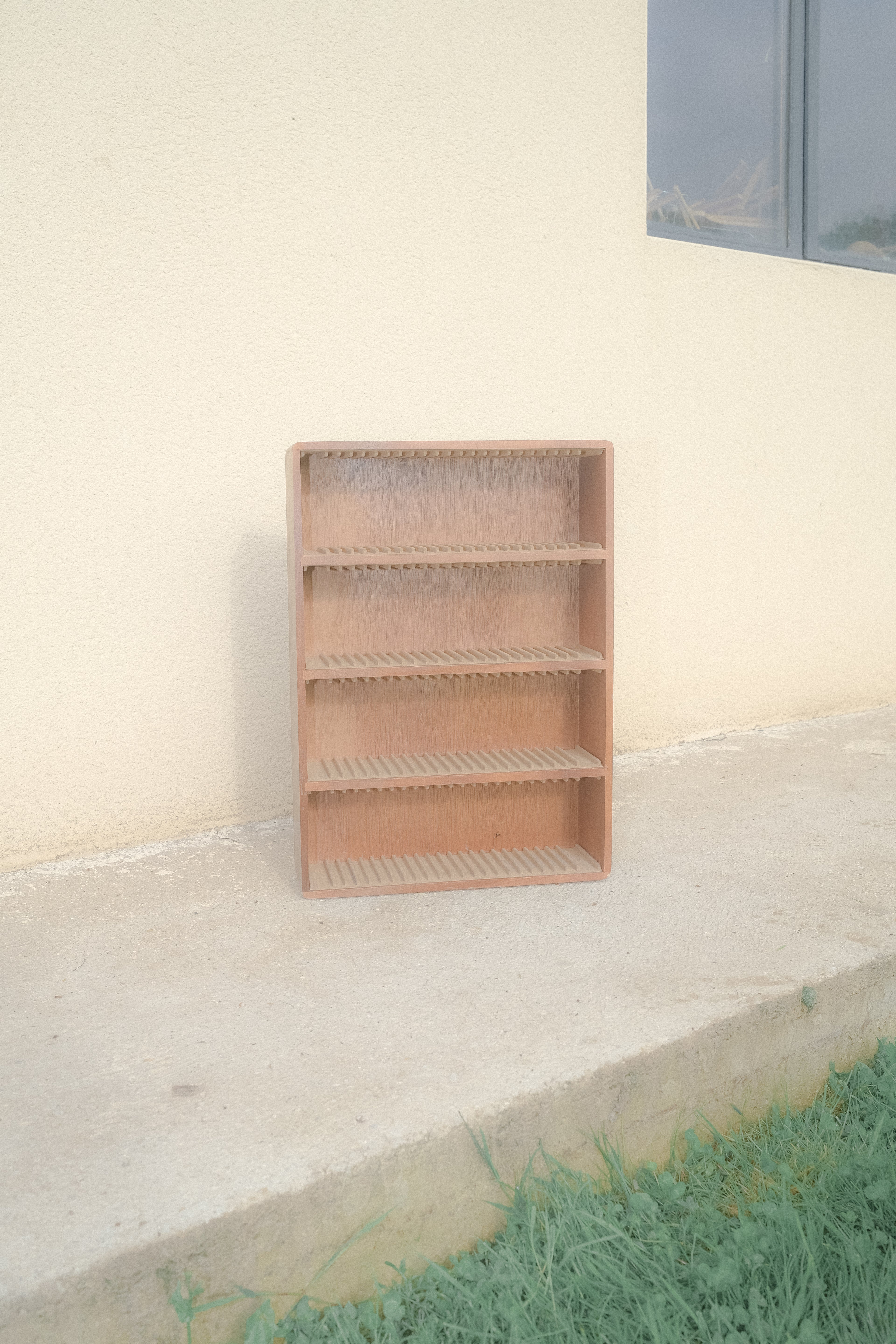 ÉTAGÈRE À CD EN BOIS