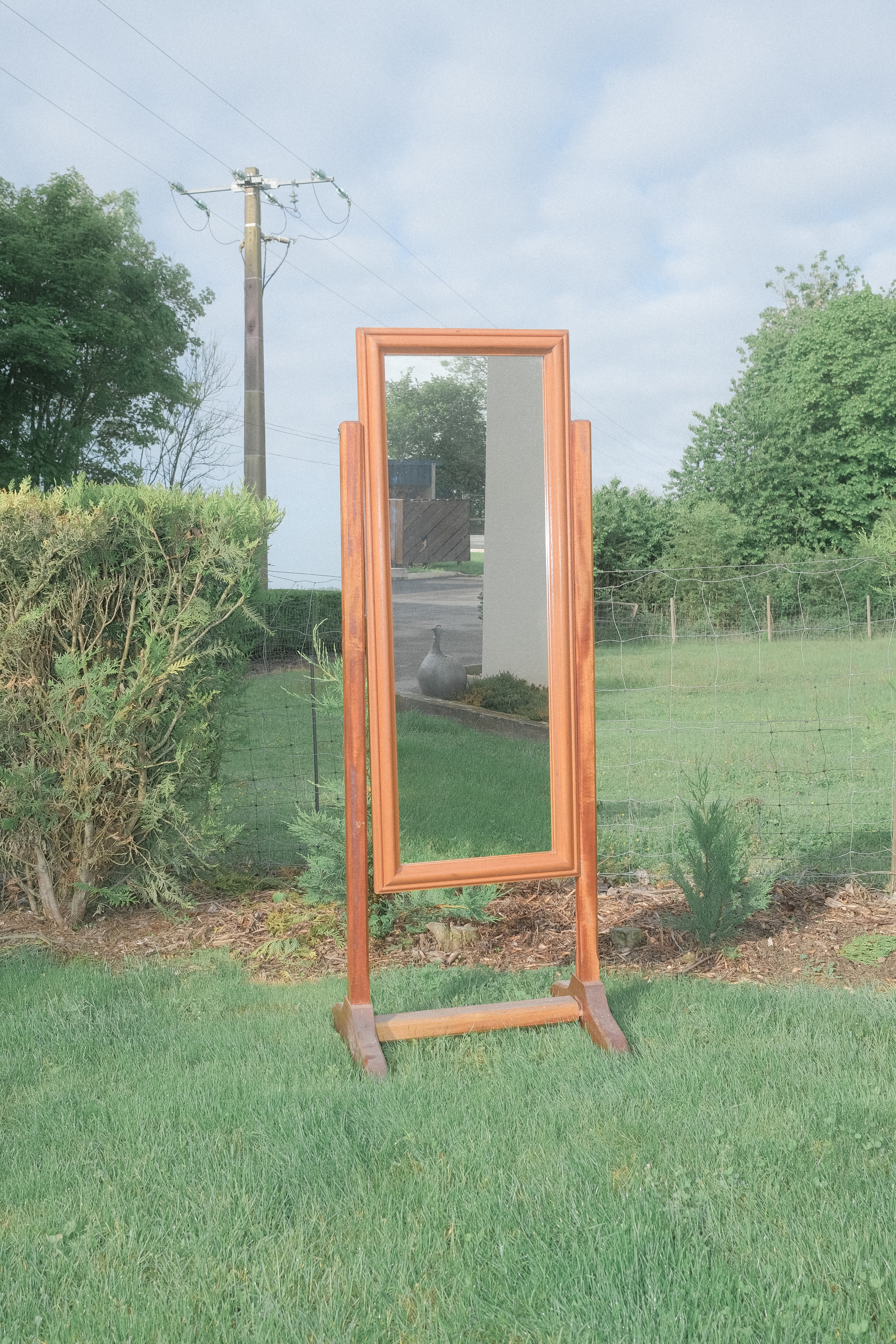 MIROIR SUR PIEDS EN BOIS