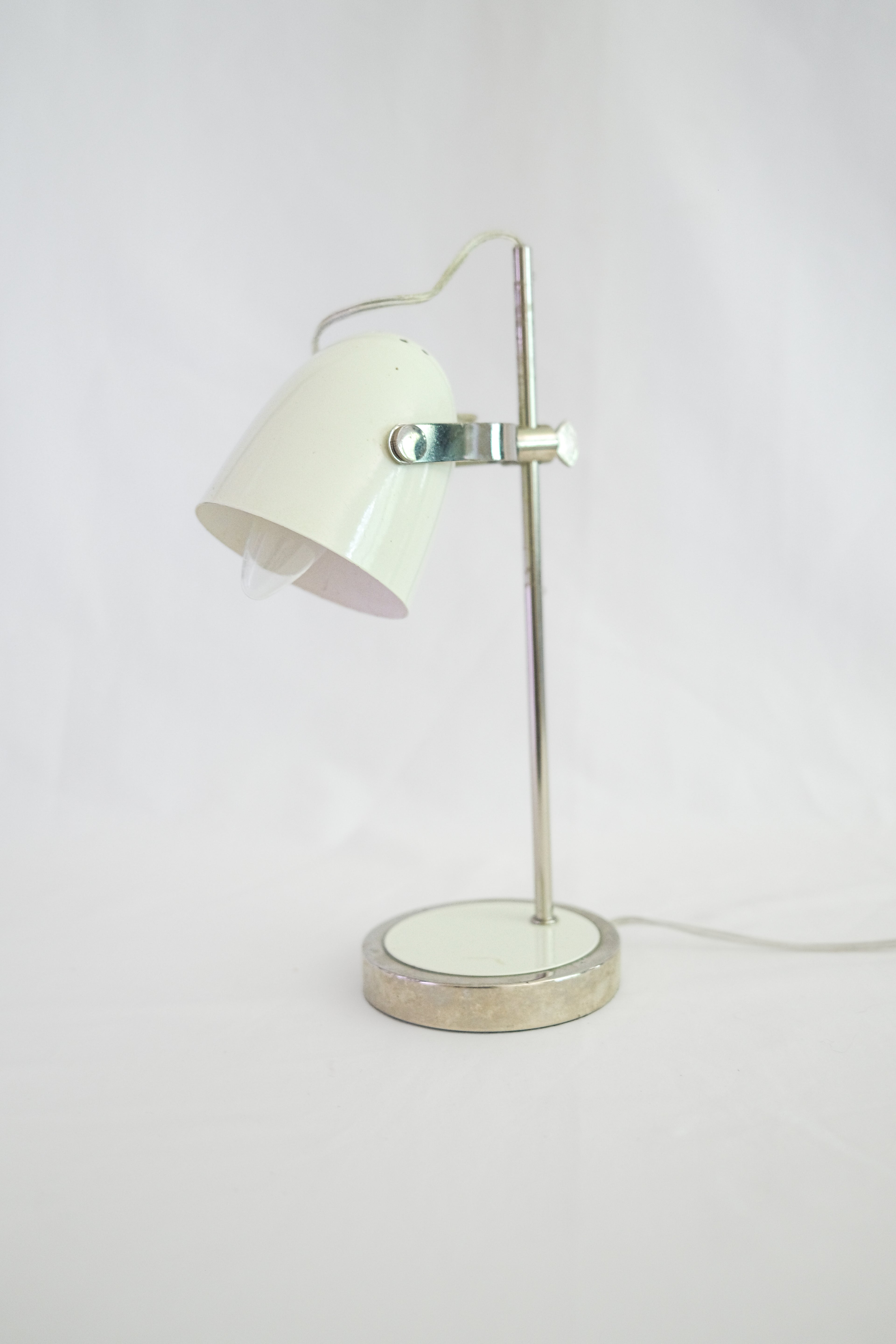 LAMPE DE TABLE ATOMIQUE DE L’ÈRE SPATIALE