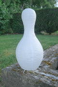 LAMPE EN PAPIER EN FORME DE QUILLE