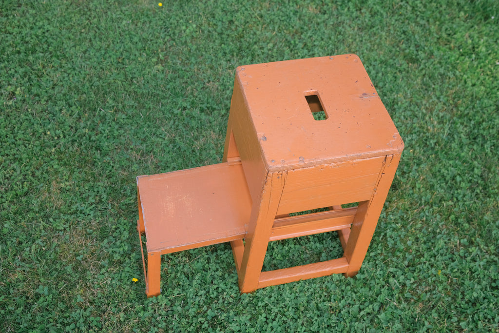 TABOURET / ESCABEAU D’ATELIER EN BOIS ET MÉTAL ORANGE