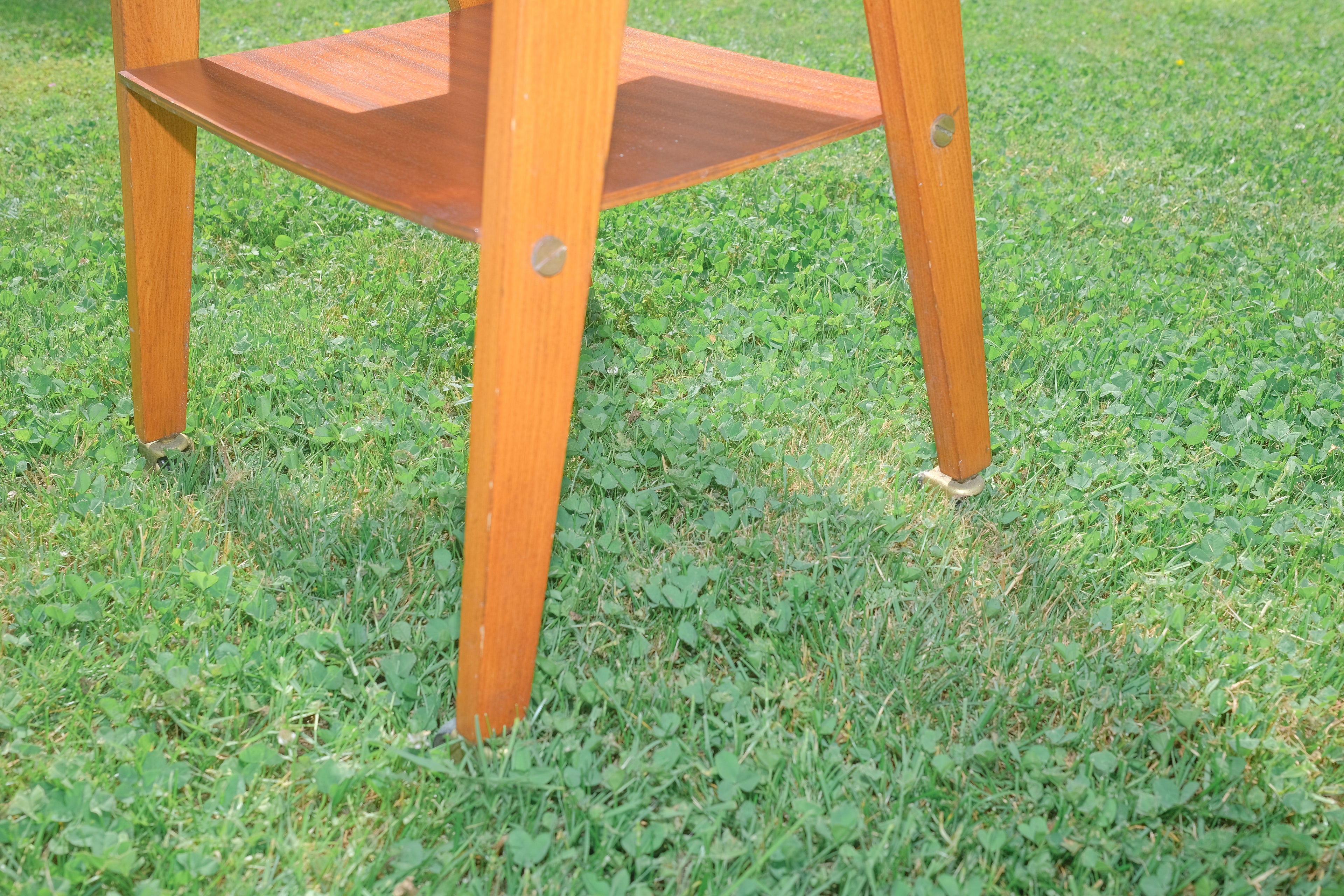 GUÉRIDON SCANDINAVE EN BOIS DES ANNÉES 1960