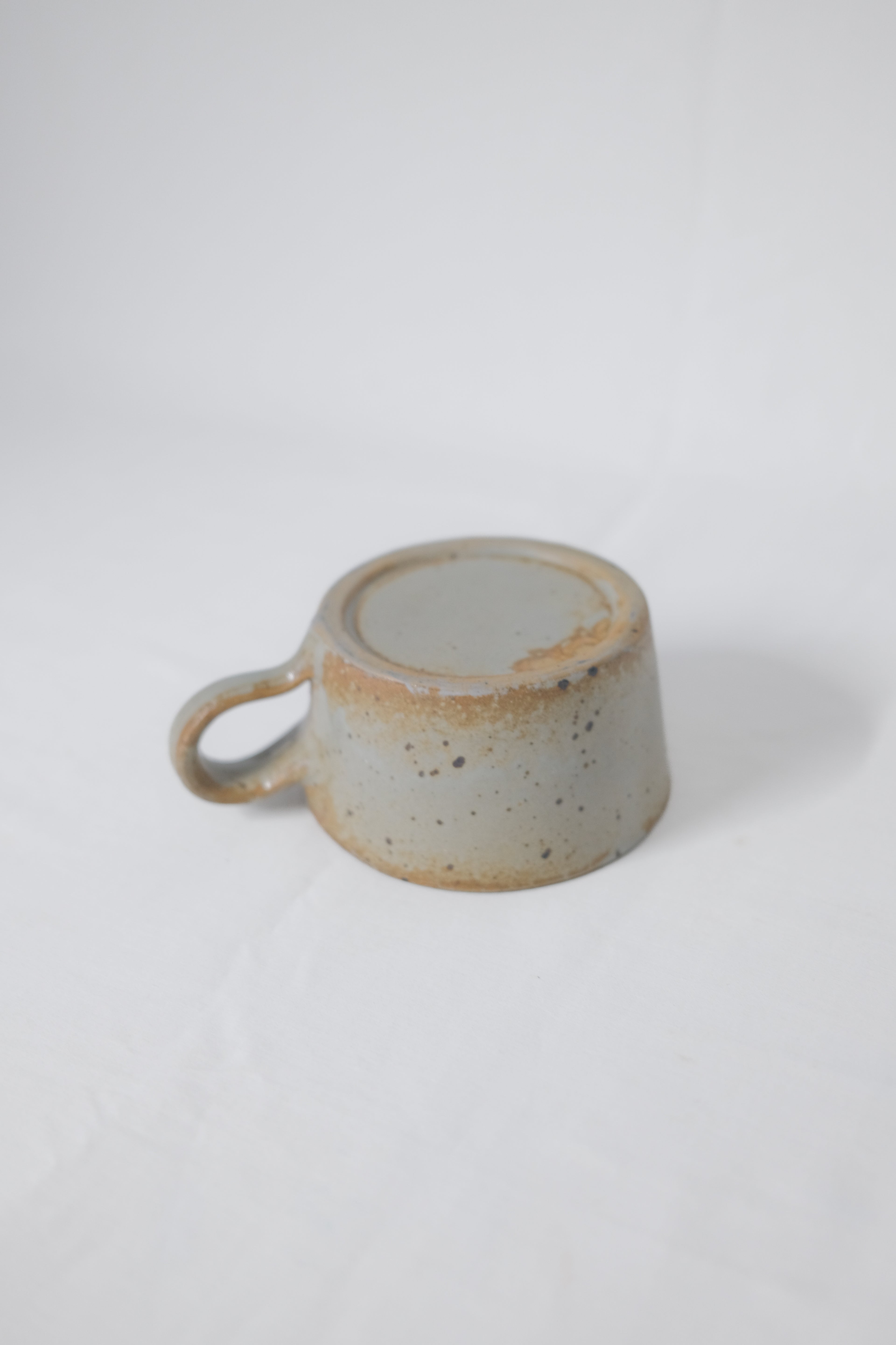 TRIO DE TASSES EN GRÈS GRIS/BRUN