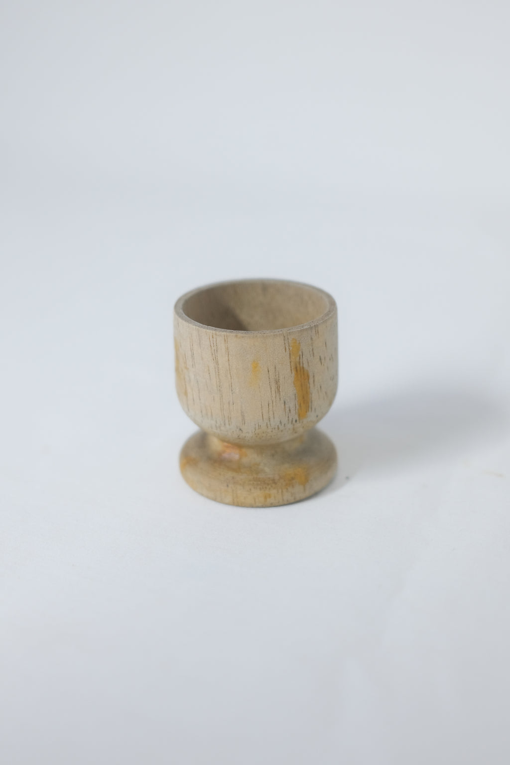 TRIO DE COQUETIERS EN BOIS