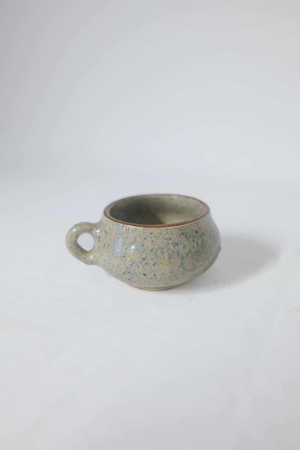 TASSES EN CÉRAMIQUE BEIGE/BLEU