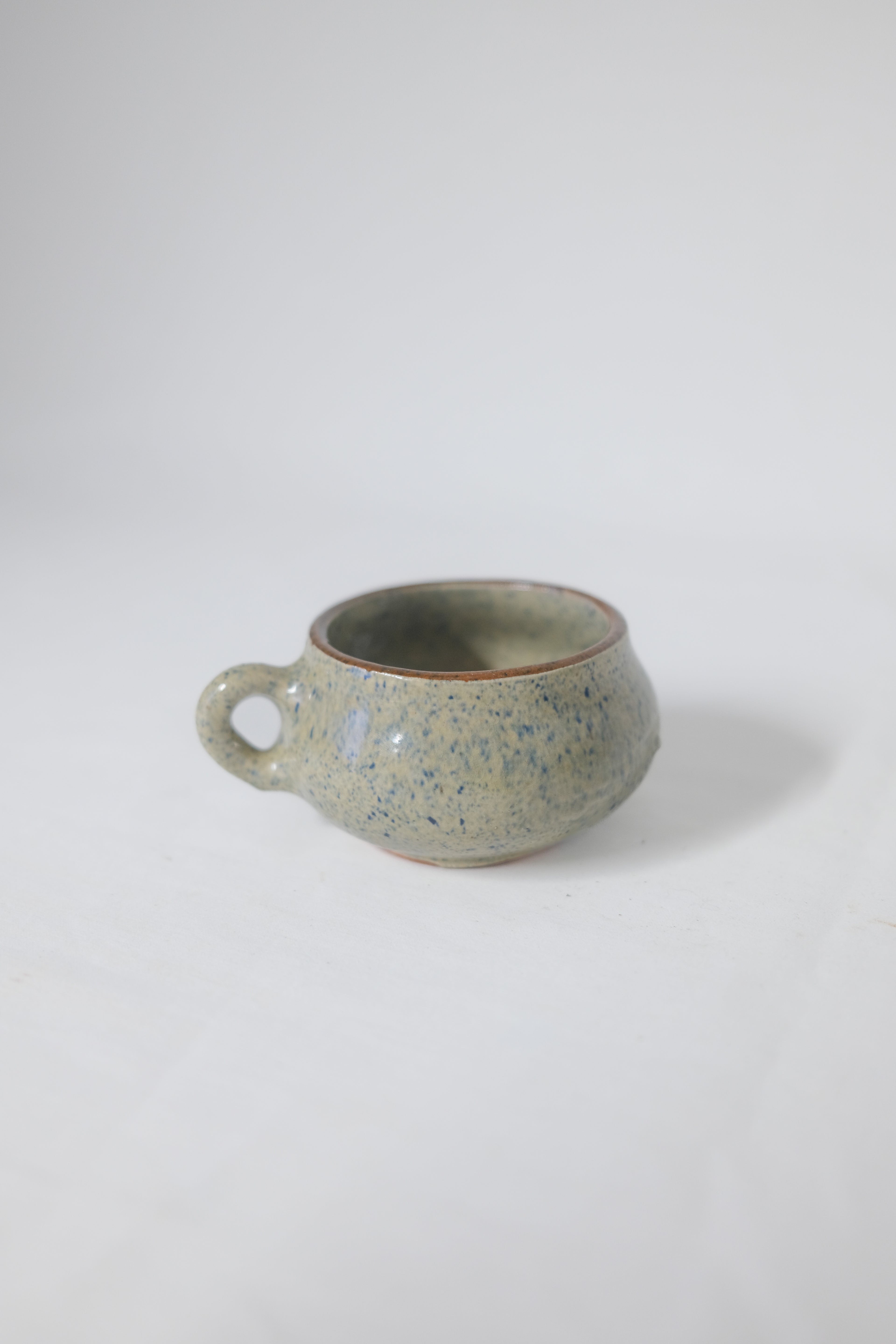 TASSES EN CÉRAMIQUE BEIGE/BLEU