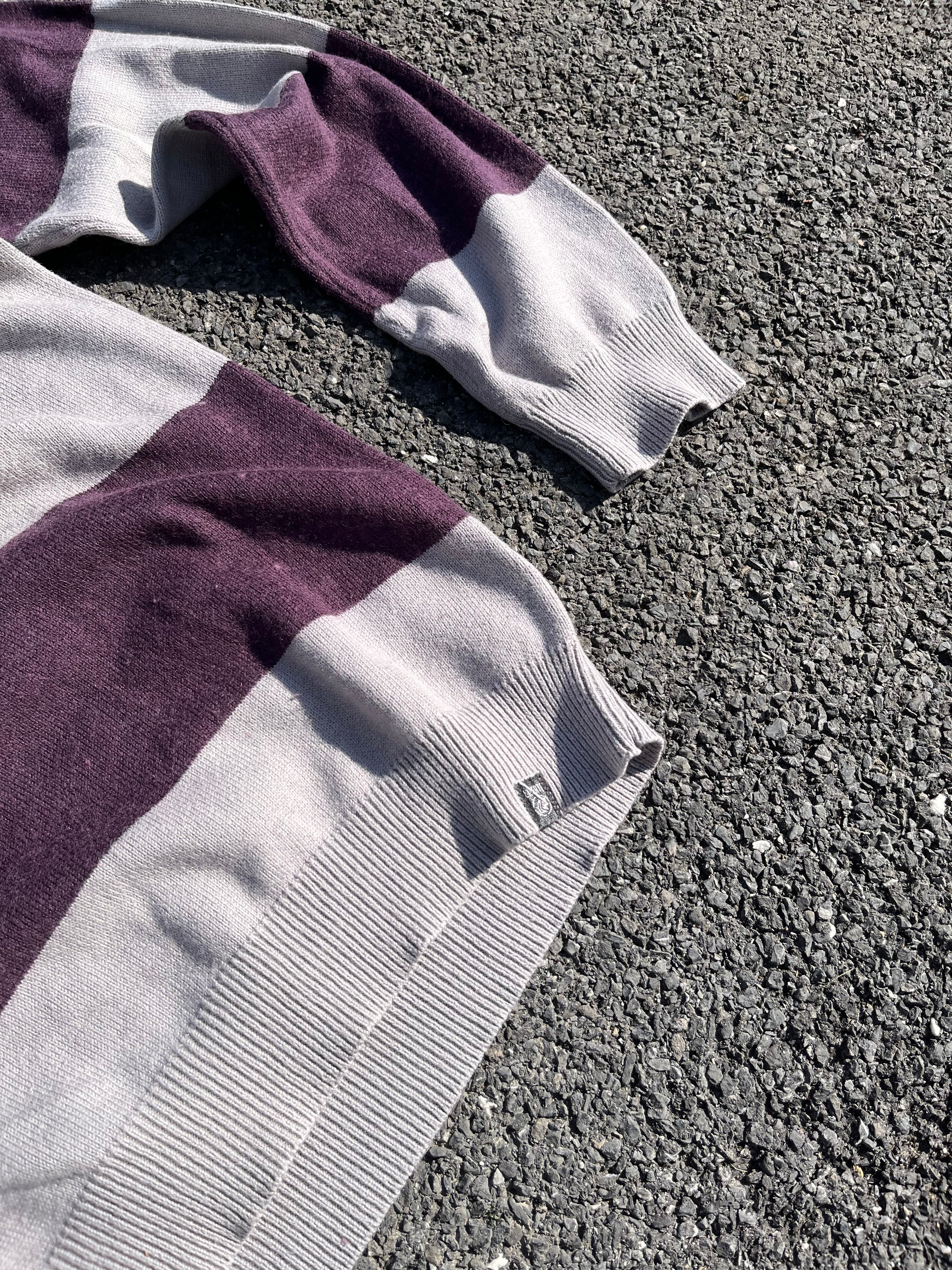PULL EN LAINE RAYÉ BORDEAUX ET GRIS