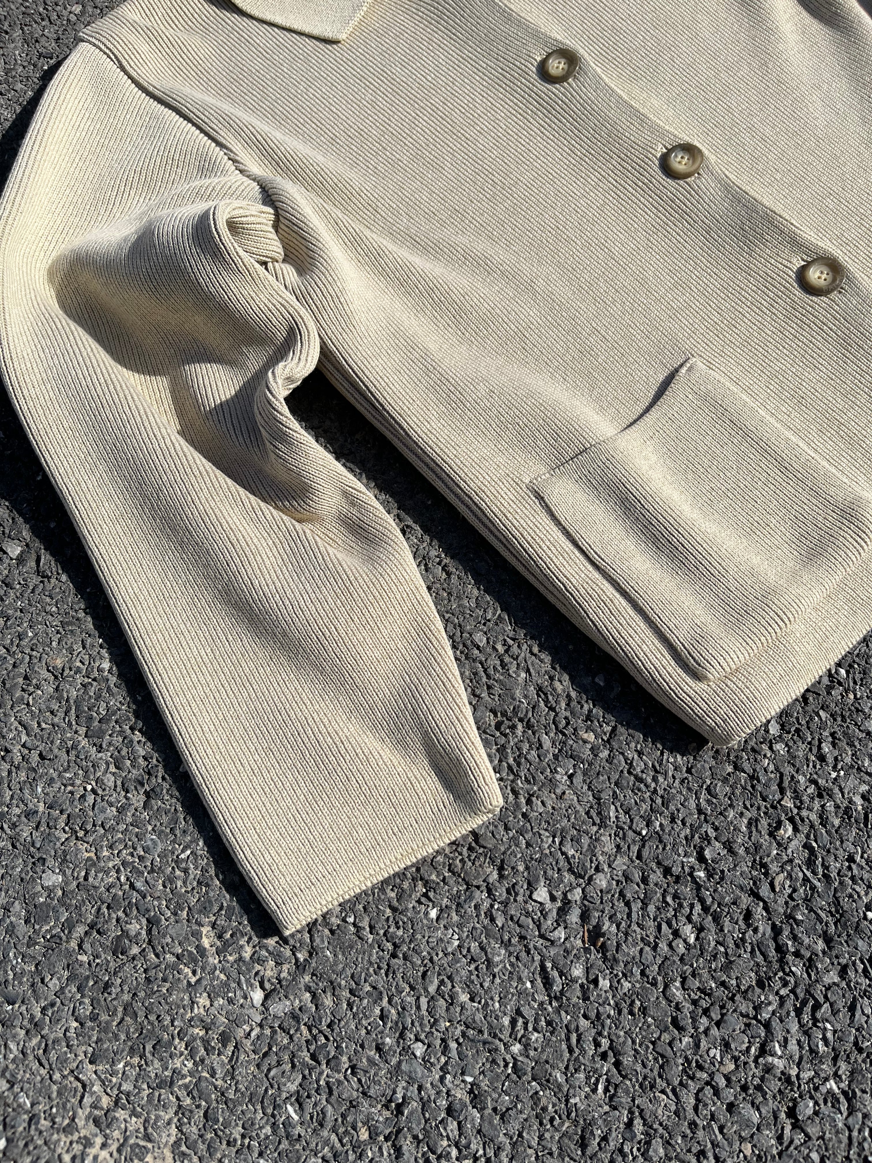 GILET BEIGE À BOUTON