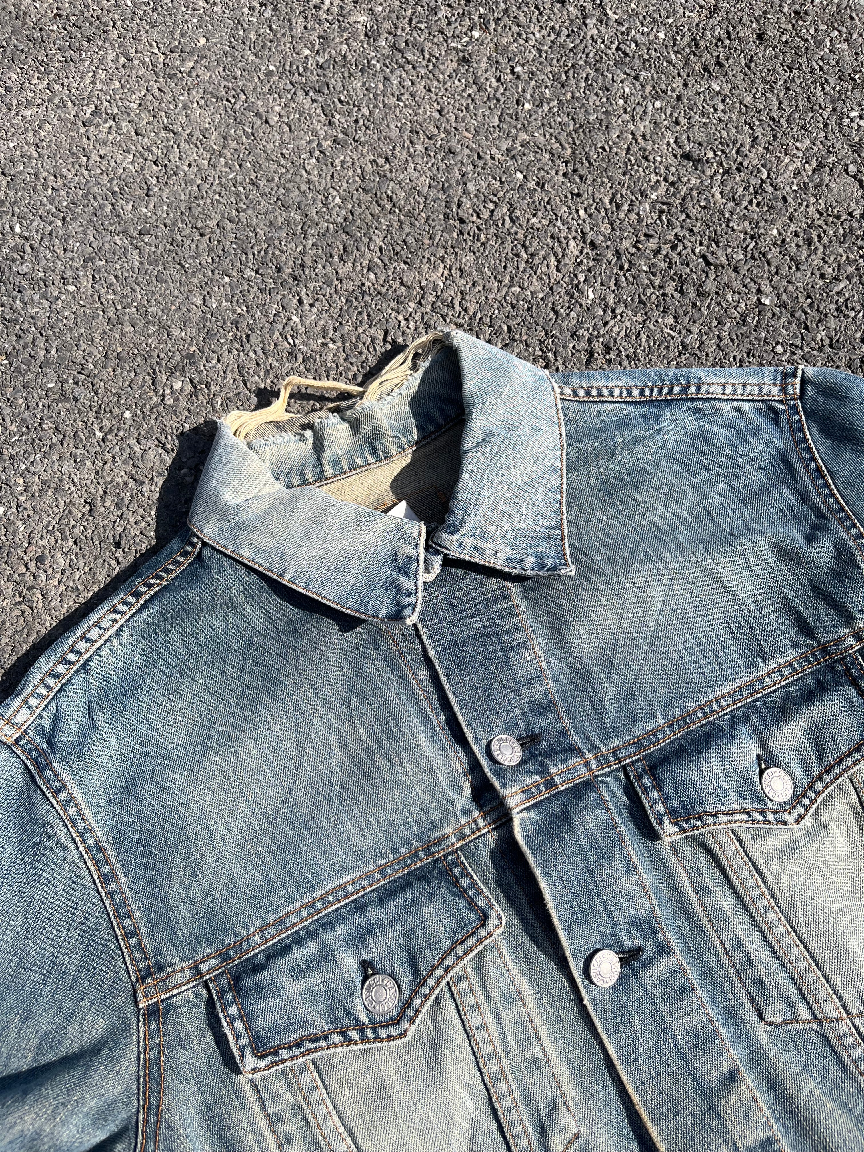 VESTE EN JEAN