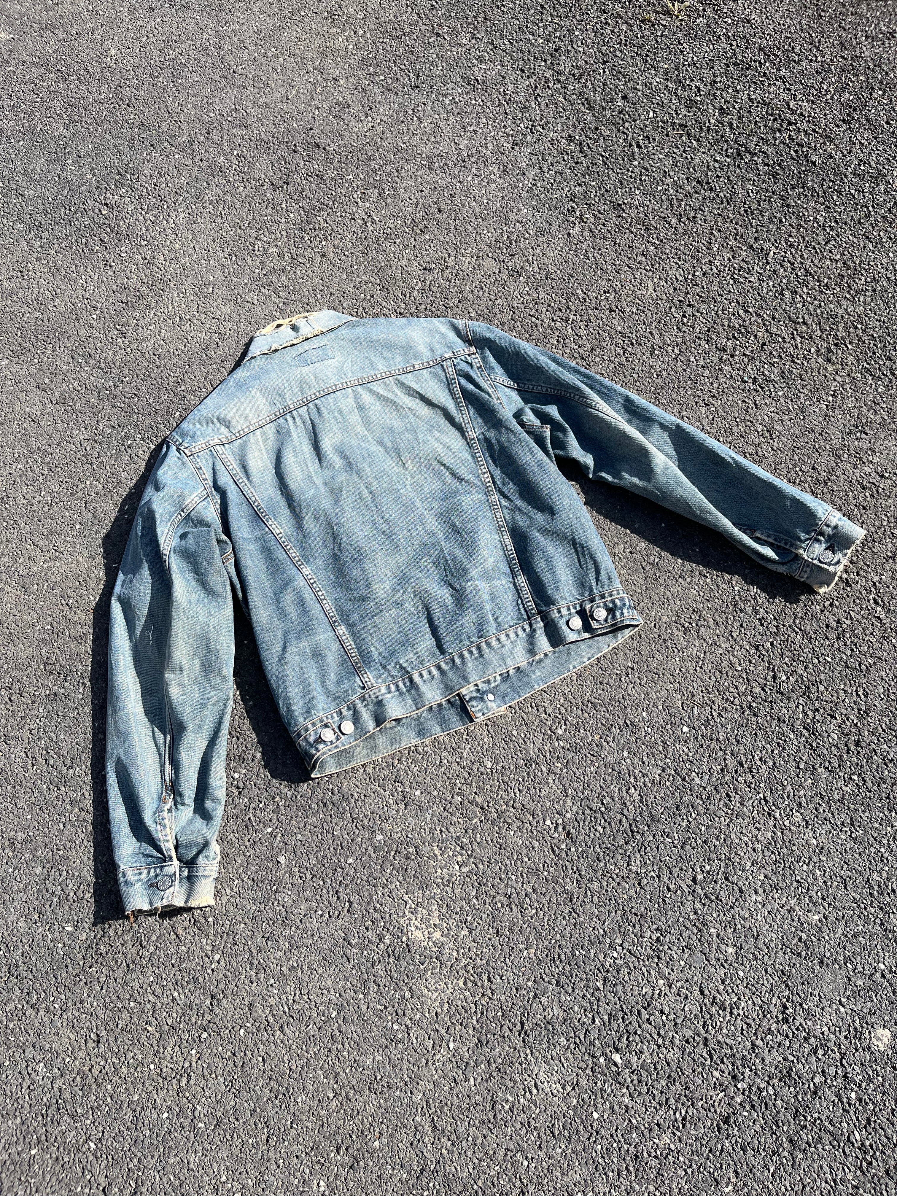 VESTE EN JEAN
