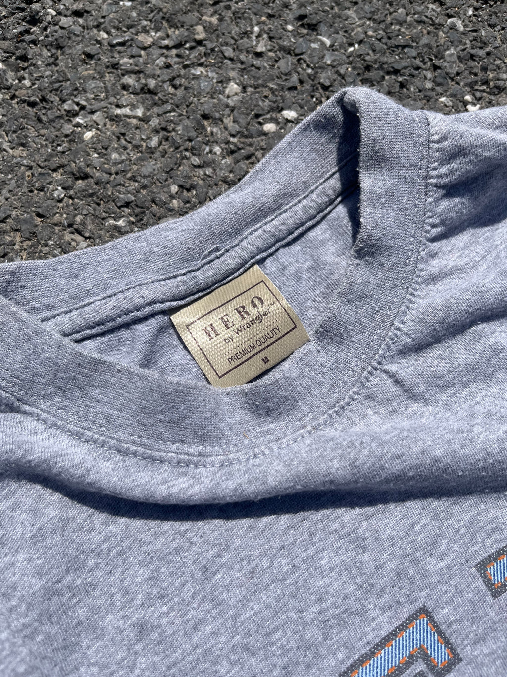 T-SHIRT WRANGLER GRIS