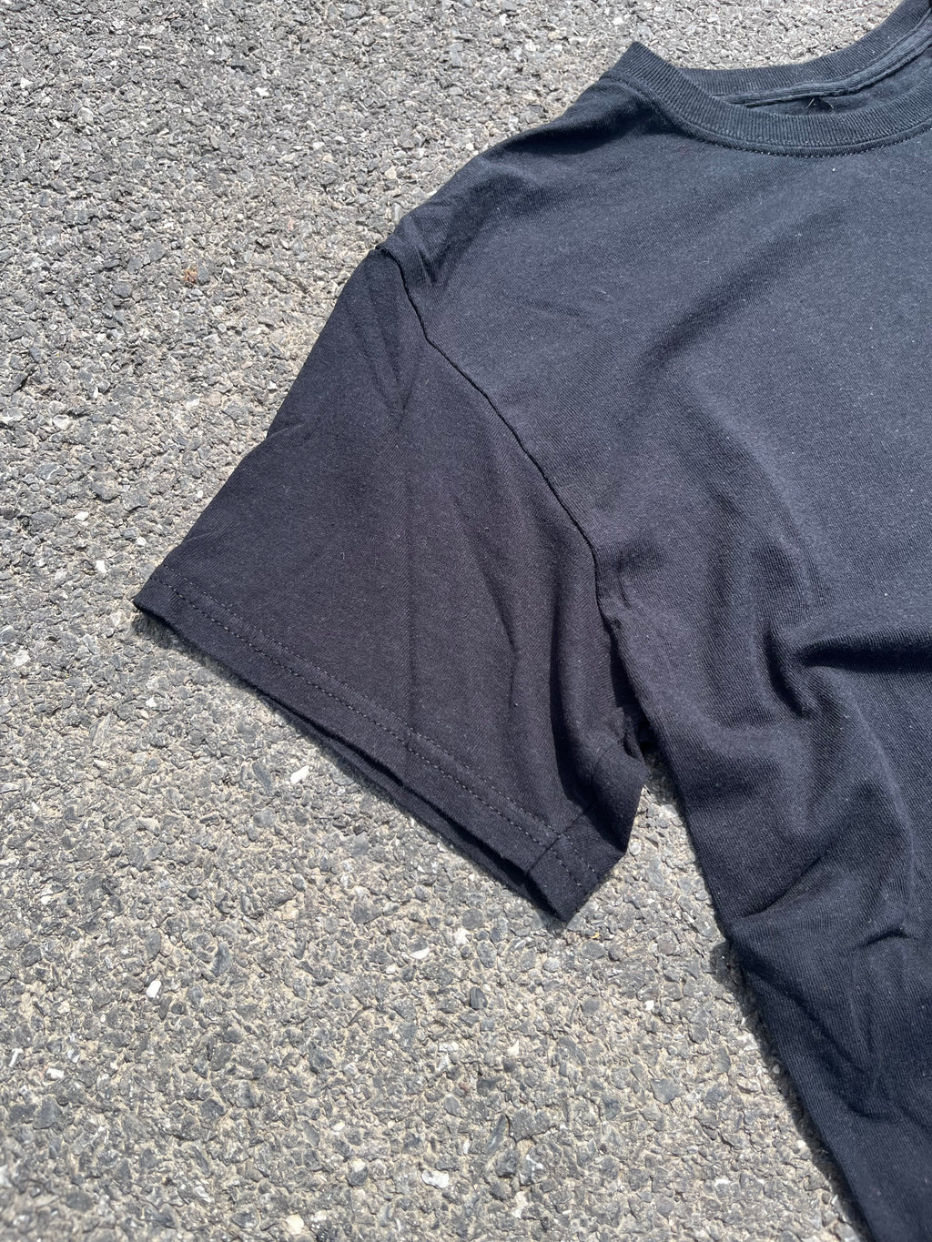 T-SHIRT DE ROCK NOIR