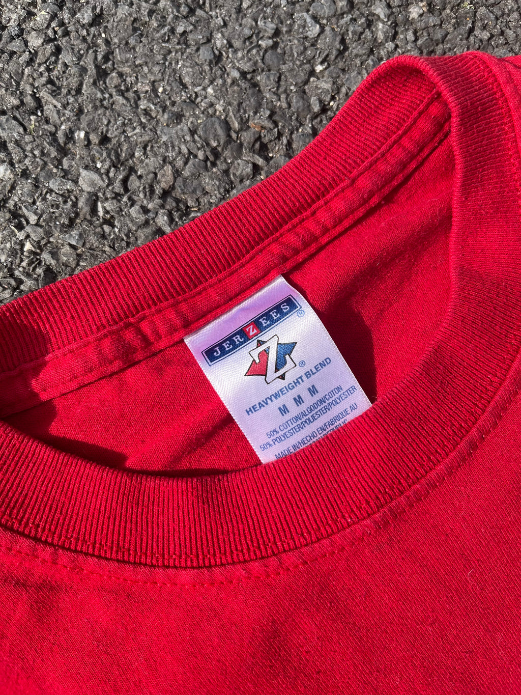 T-SHIRT D'UNIVERSITÉ ROUGE