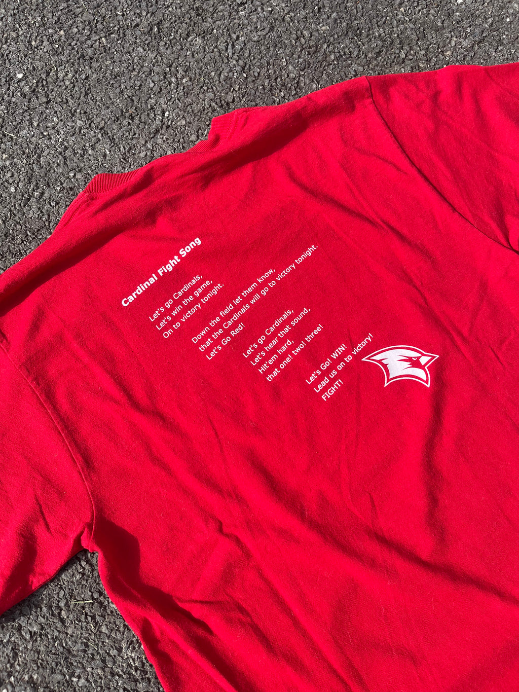T-SHIRT D'UNIVERSITÉ ROUGE