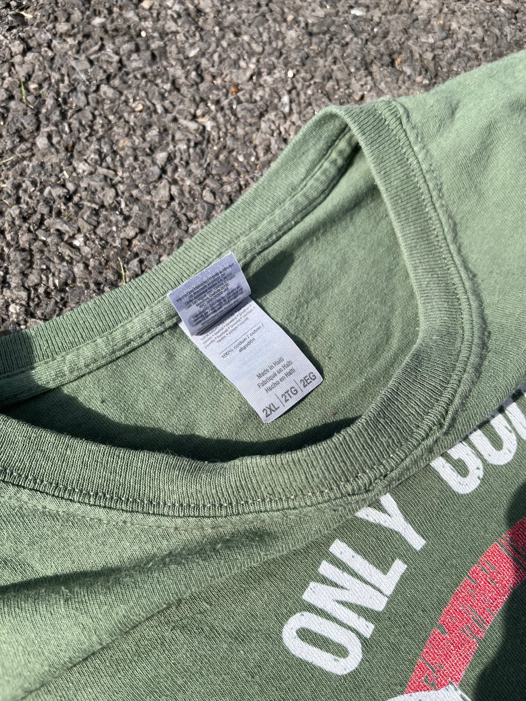 T-SHIRT GRAPHIQUE VERT