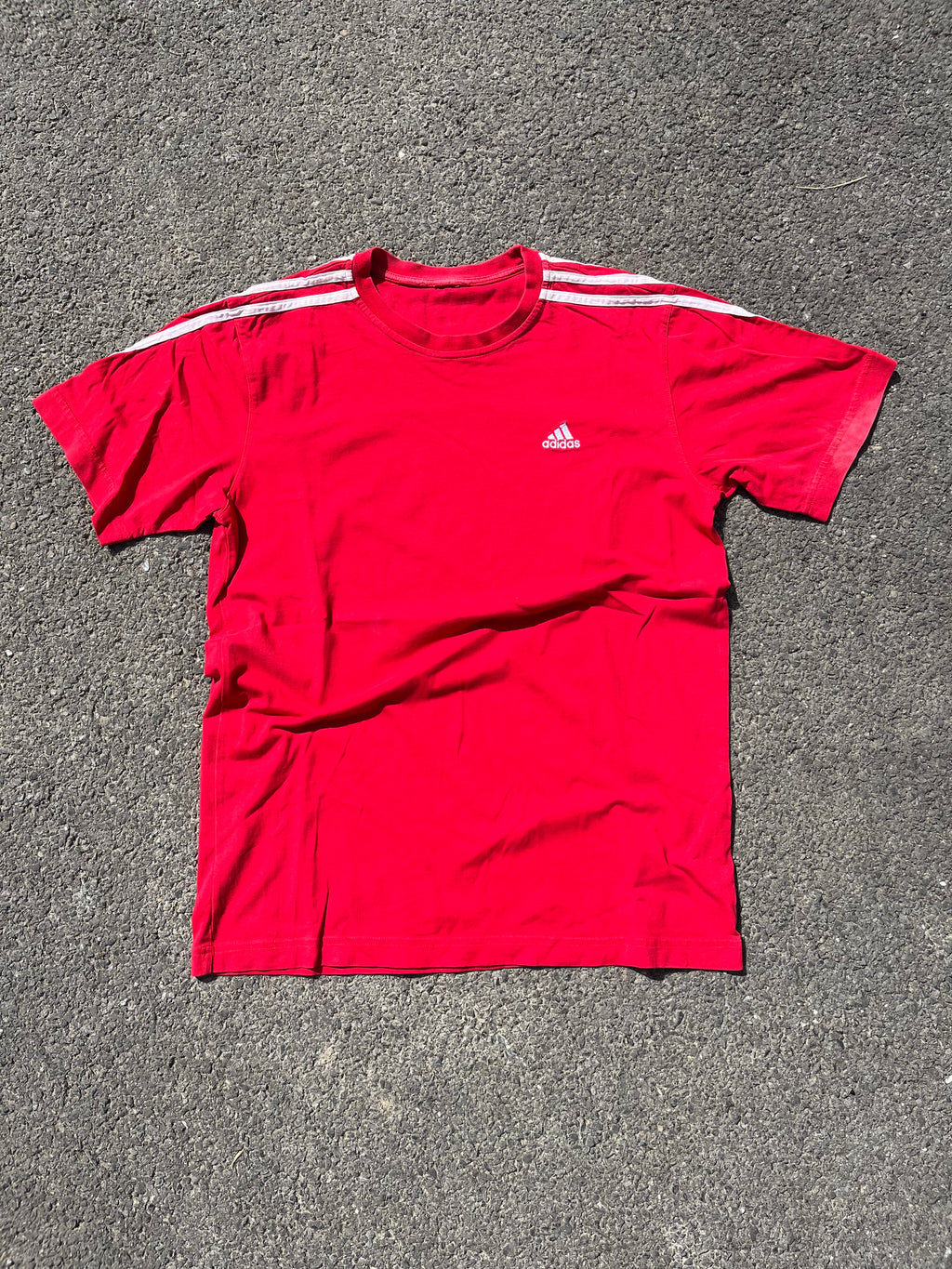 T-SHIRT ADIDAS ROUGE