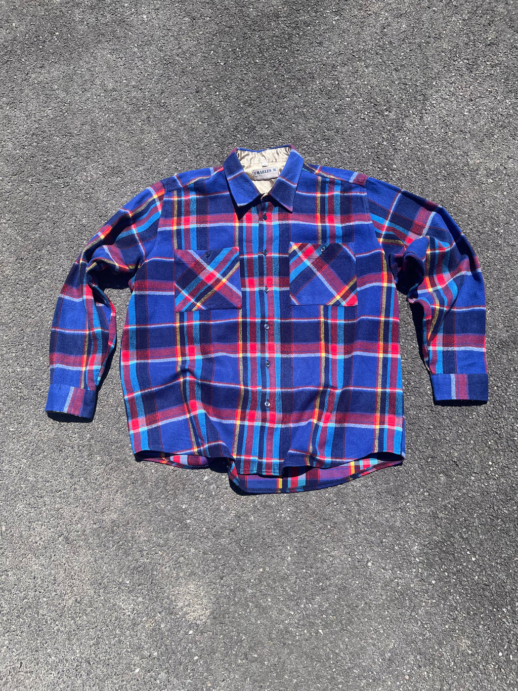 CHEMISE FLANNEL À CARREAUX BLEU ET ROUGE