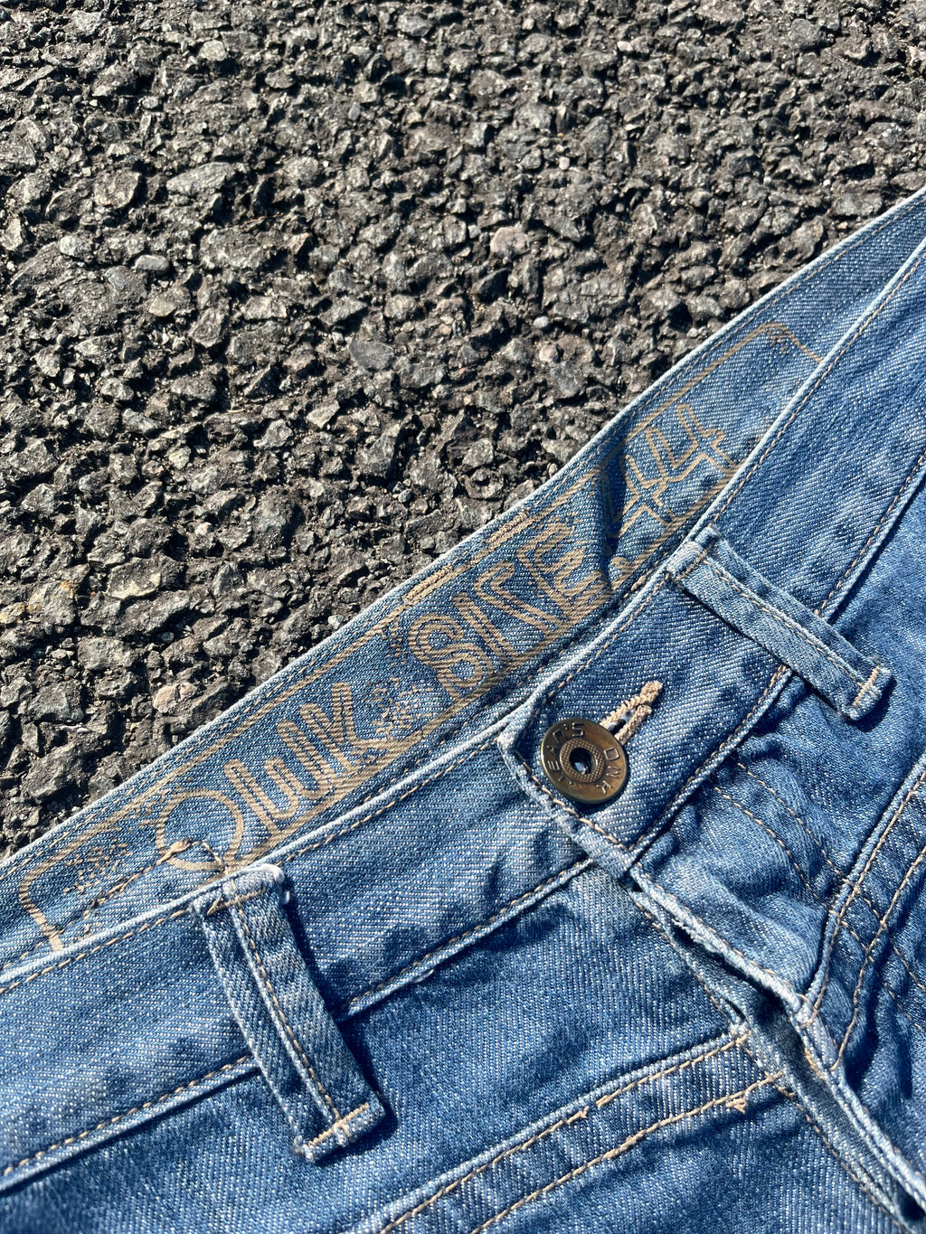 JEAN COUPE DROITE QUIKSILVER ANNÉE 2000