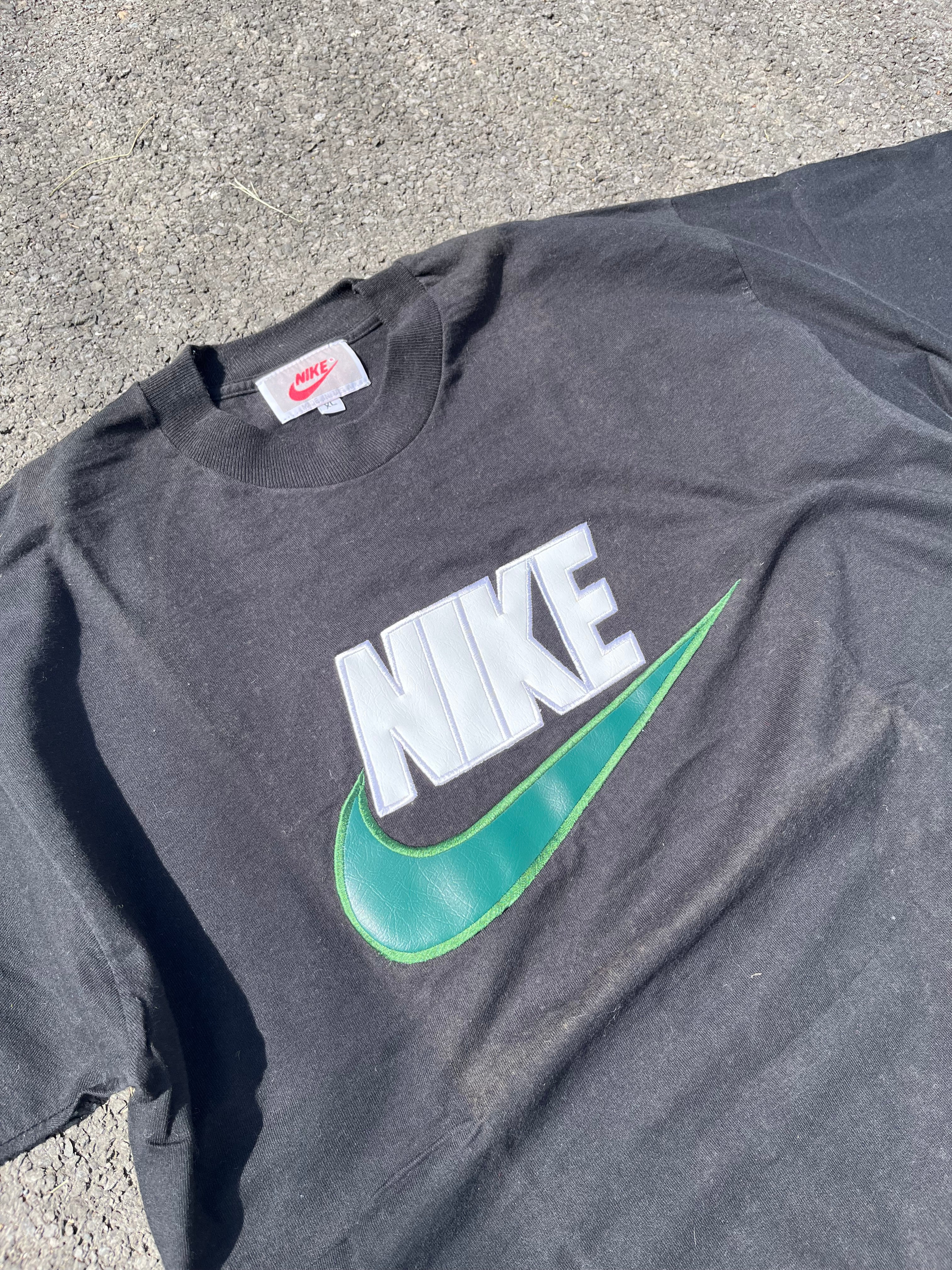 T-SHIRT NIKE MADE IN USA ANNÉE 1990